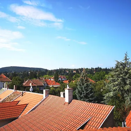 Hoke Lakas * Sopron