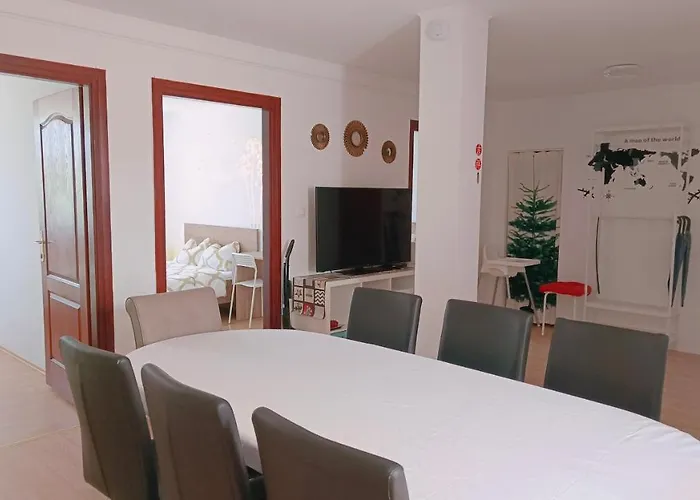 Hoke Lakas Apartament *